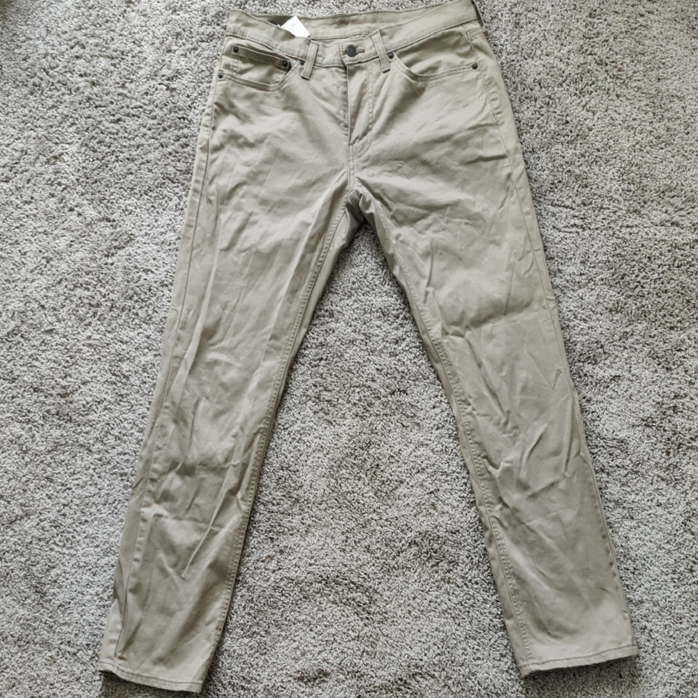 Levi's Tan Chinos Versatile Straight-Leg Pants